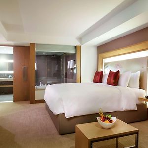Premier Suite